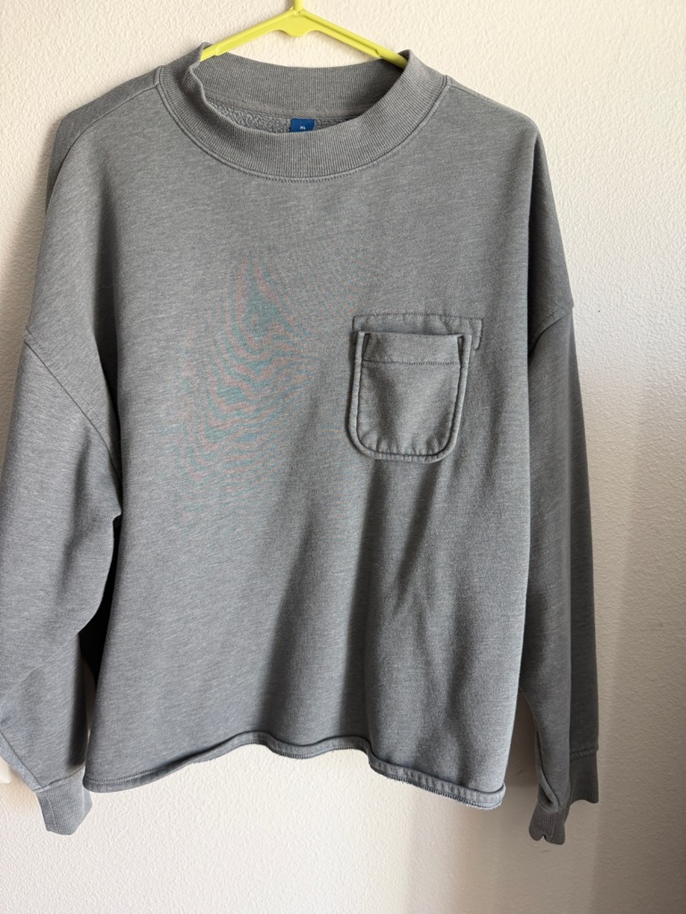Old Navy Light Gray Crewneck Sweatshirt